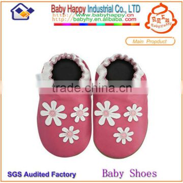 wholesale minion flower pattern soft comfortable handmade leather baby shoes