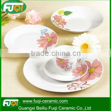 Round porcelain oriental dinner set