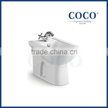 sanitaryware ceramic bathroom furniture women using toilet bidet seat