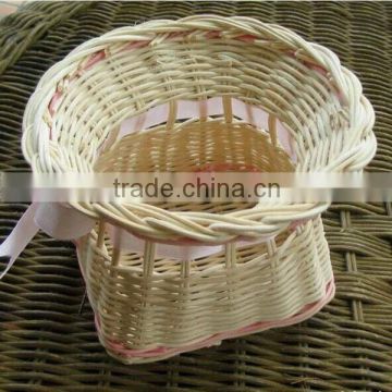 Handmade bouquet decoration rattan basket