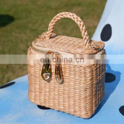 Hot Sale Cuties water hyacinth Baby gift bag, Small Straw Kids crossbody bag Wholesale Vietnam Manufacturer