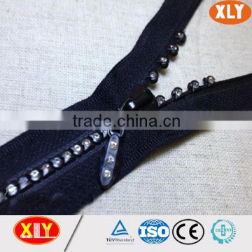 diamond zipper for bag , black tape plastic zipper
