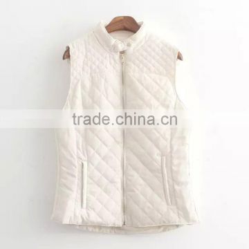 2017 Wholesale Diamond White Quilted Vest for ladies