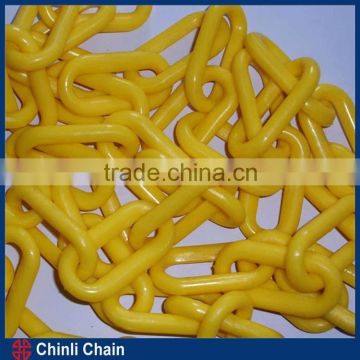 Highway safety plastic chain