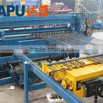 Automatic chicken cage mesh welding machine