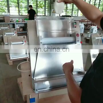 Table Top commercial pizza dough forming machine Electric Pizza dough press machine/pizza dough sheeter pressing machine