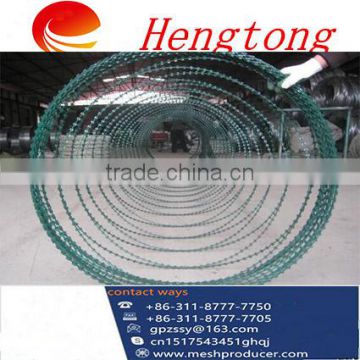 2016 hot and high quality pvc coated Favored razor wire fence /razor barbed wire /razor knife (ISO factory)