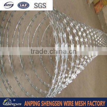 Securyty barbed razor wire/military concertina wire /army security razor wire fencing