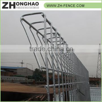 Bulk sale Factory price Professional Hot dipped galvanized welded wire mesh fence panels for sale