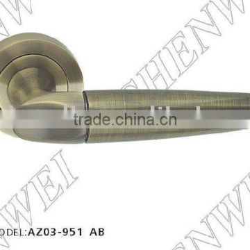 AZ03-951 AB zinc door handle on rose