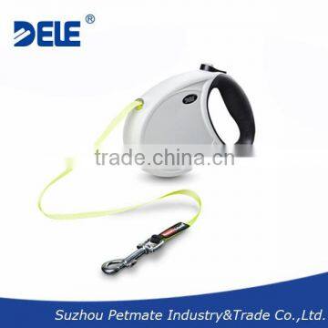 retractable dog leash with 5m/16ft fluorescent flat rope                        
                                                Quality Choice