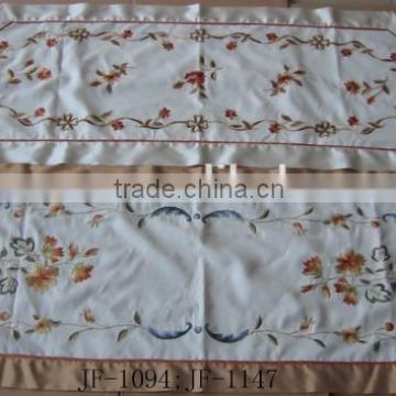 High quality embroidery flower table runner