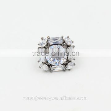 Hot Charm Design High Quality Luxury Fashion Delicate Crystal Engagement Ring