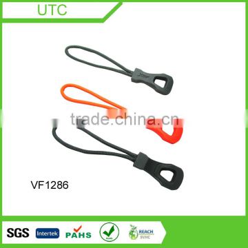 Good quality custom rubber zip pull with brand logo