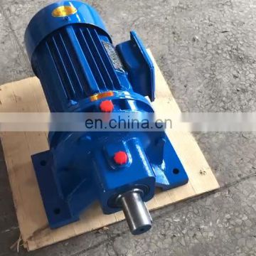 Industrial electric motor planetary speed reducer