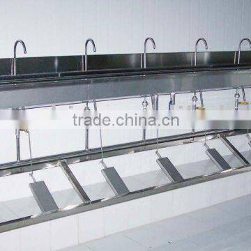 Hand washing tank