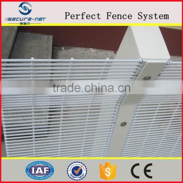 outdoor anti climb powder coated 358 security fence for prison