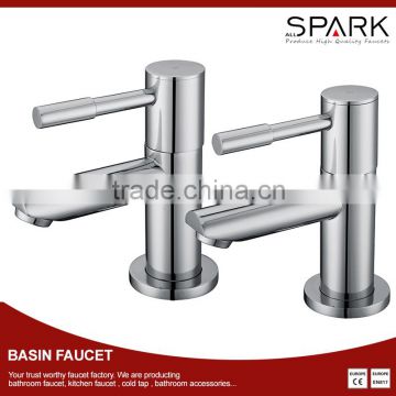 Hot sell bathroom dual handl and dual hole mono basin mixer faucet UKE-102