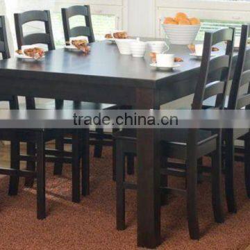 Vania Dining Set