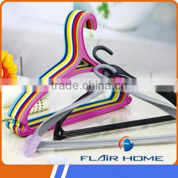 colorful good quality thick plastic clothes hangers