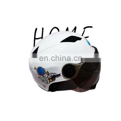 2022 Hot on Amazon Motorcycle Helmet Full Face Off-road Motorcycle Racing Riding Helmet For All Four Seasons