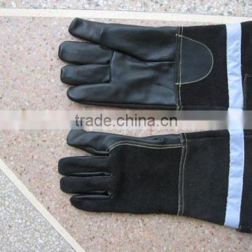 Fire-Fighting Gloves