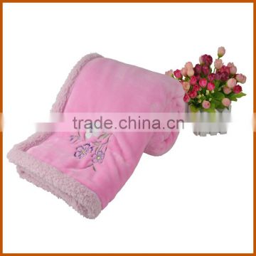 Alibaba Wholesale 100% Ployester Fabric Baby Blanket