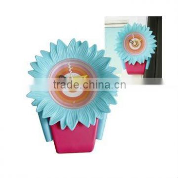 promotion magnetic clock with flower shape