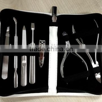 Full function grooming kit for finger and toe nail beauty
