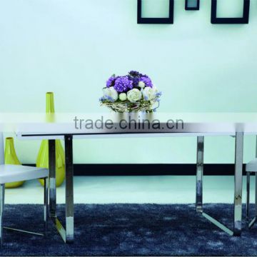 good quality smooth corner white MDF dining table