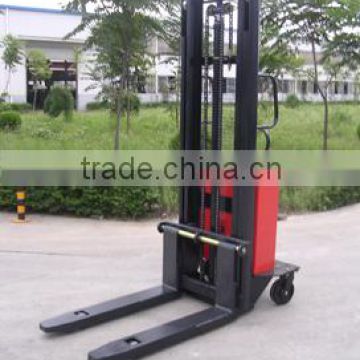 1-2.0t semi electric pallet stacker with standing operation