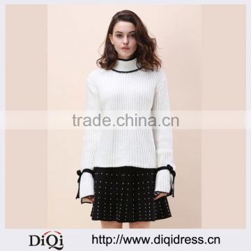 White and Black Long Sleeve Round Neck Sweater(DQE0003TS)