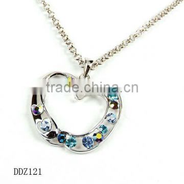 Fashion jewelry,Crystal /Rhinestone Necklace Apple-shaped Pendant