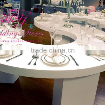 S shape table for wedding banquet