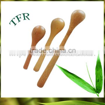 Disposable bamboo catering spoon