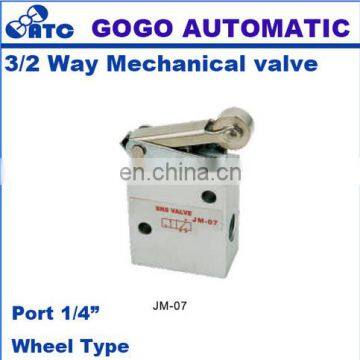 GOGO 3 way air Manual Mechanical control valve hand valve pneumatic 1/4 inch JM-07 wheel type with roller button