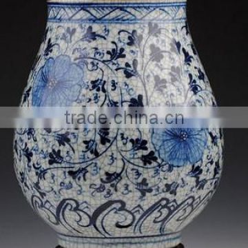 Chinese underglaze blue and white porcelain vase LW704