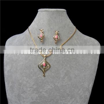 jewelry fashion alloy statement necklace and 4 gram gold earings