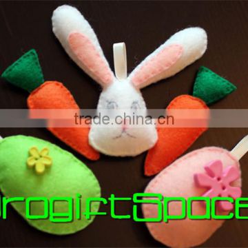 2017 Hand-Stitched Felt Easter Decoration Felt Ornaments Bunny Keychain made in China