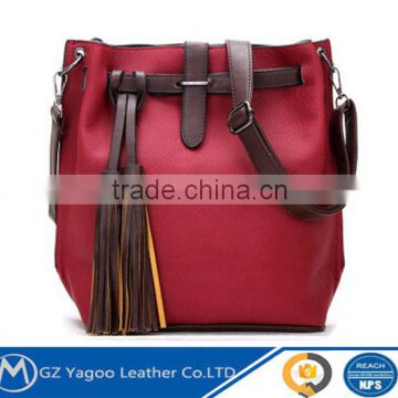 European style vintage waterproof leather messenger bag from China