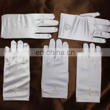 Hot Selling!Children's Satin Wrist Length White Pearl /Diamond Beaded Appliqued For Wedding Dress Full Finger Communion Gloves