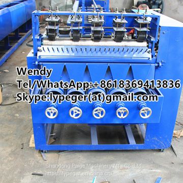 Scourer ball integrated making machine for making cleaning balls
