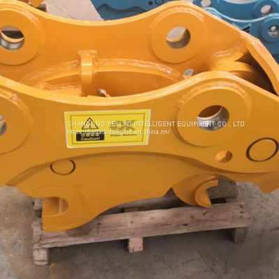 Double locking quick hitch coupler for excavator