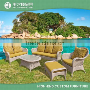 Modern casual leisure ways 5 pieces rattan outdoor furniture balcony sofa set with colorful cushion covers                        
                                                                                Supplier's Choice