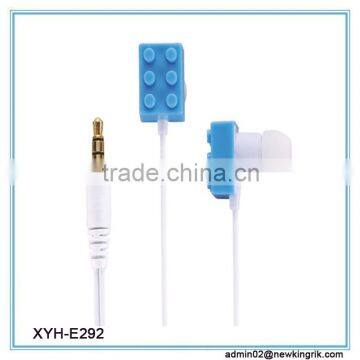 cheap and fashion fancy wired earphone for mobile phone