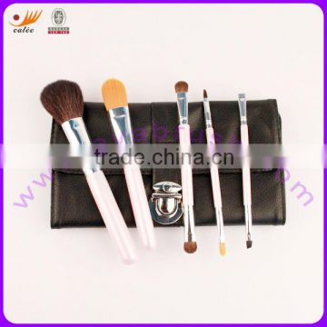 5Pcs Professional Cosmetic Brush Set With Pouch