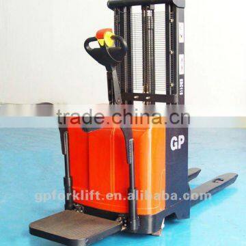 1.5 Ton Electric Power Stacker DC Power, Lifting height 3m, ERC115