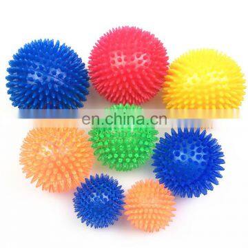 3 sizes bouncing ball teeth cleaning tpr throwing spiky dog toy