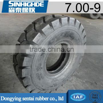 Wide pattern block design pattern depth 11.5mm Penumatic Tire 7.00-9
