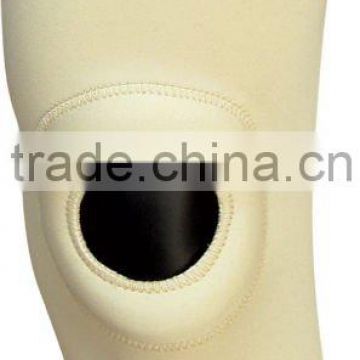 Neoprene knee support with placket
